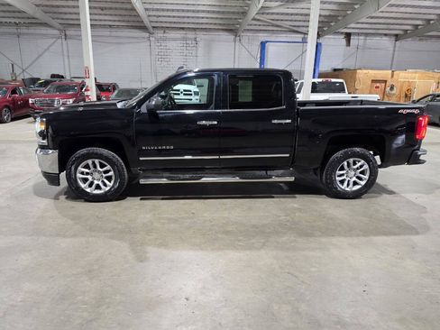 Used 2016 Chevrolet Silverado 1500 LTZ w/ Sport Package AWD/4WD image 5