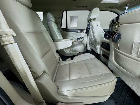 Used 2015 GMC Yukon Denali w/ Premium Package AWD/4WD image 36