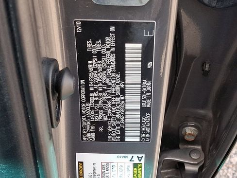 Used 2011 Lexus GX 460 w/ Comfort Plus Pkg image 27