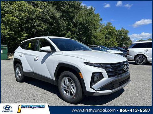New 2026 Hyundai Tucson SE AWD/4WD image 1