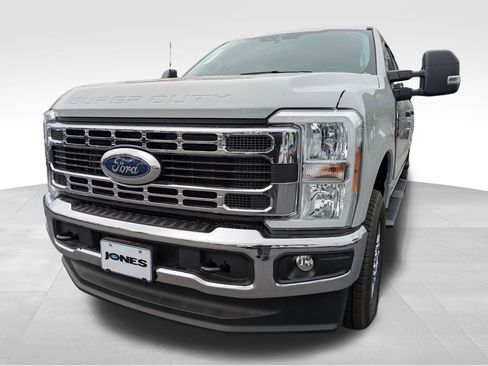 New 2026 Ford F250 XLT AWD/4WD image 10