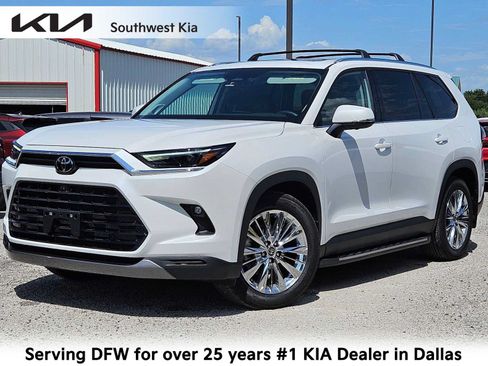 Used 2026 Toyota Grand Highlander AWD image 1