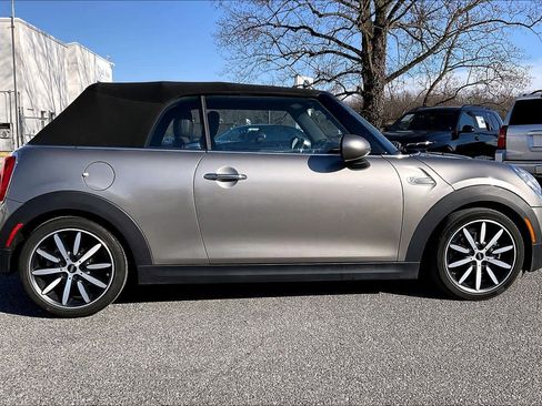 Used 2017 MINI Cooper Convertible image 35