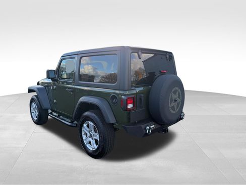 Certified 2021 Jeep Wrangler Sport AWD/4WD image 10