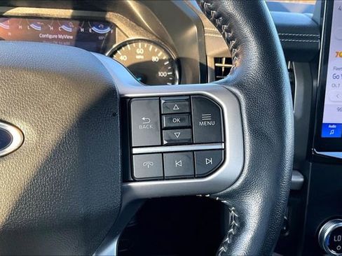 Used 2023 Ford Expedition Max XLT image 11