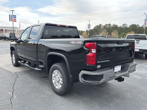 New 2026 Chevrolet Silverado 2500 LT image 7