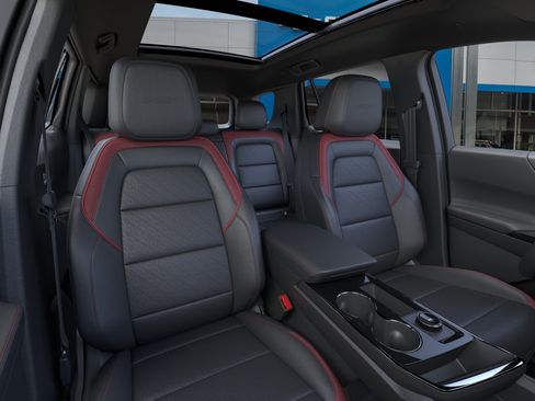 New 2026 Chevrolet Equinox RS w/ LPO, Floor Liner Package AWD/4WD image 40