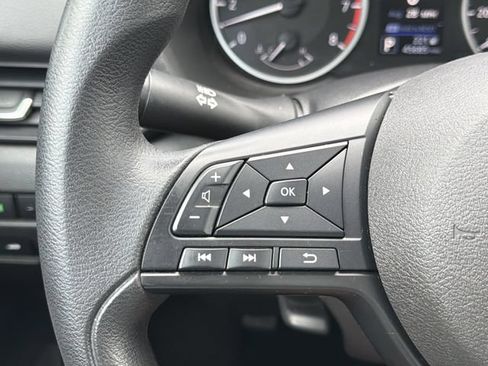 Used 2024 Nissan Sentra S FWD image 19