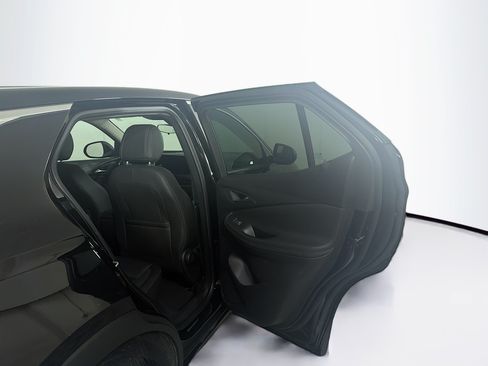 Used 2025 Buick Encore GX Preferred FWD image 29