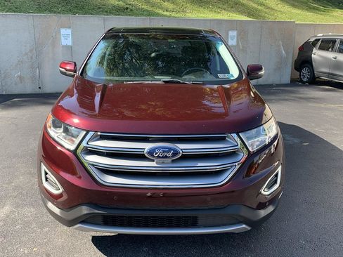 Used 2018 Ford Edge Titanium w/ Equipment Group 302A AWD/4WD image 7