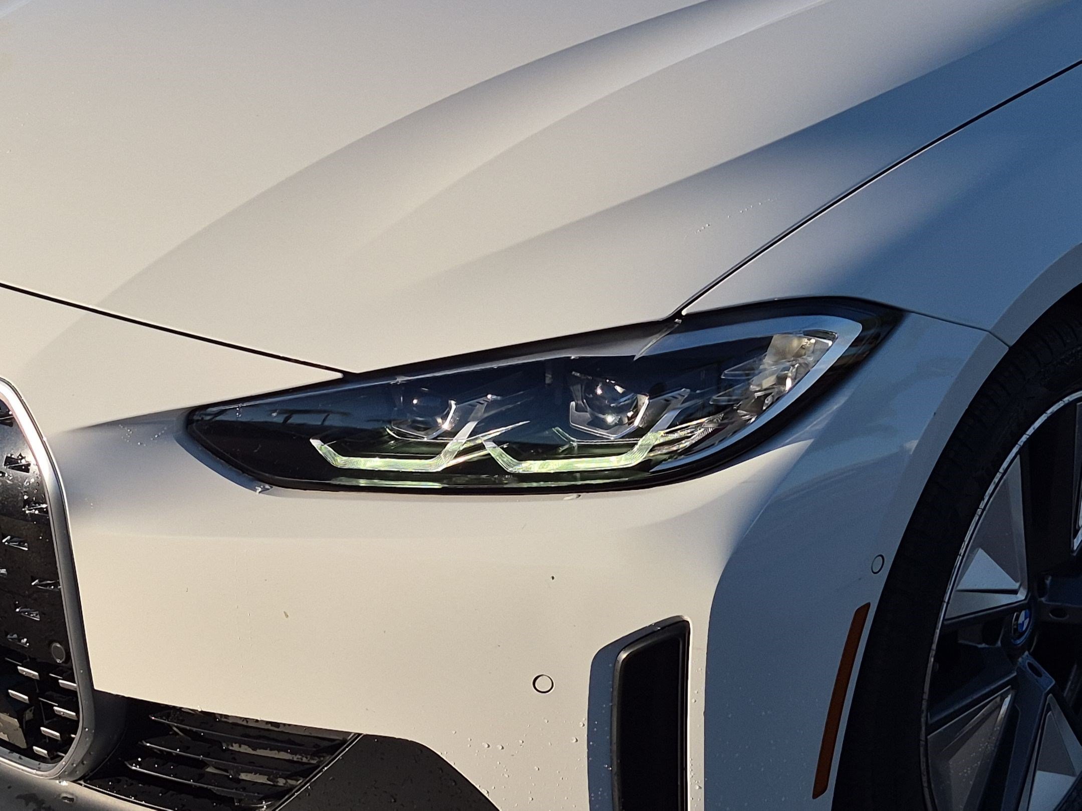 Used 2024 BMW i4 eDrive35 w/ Premium Package RWD image 6