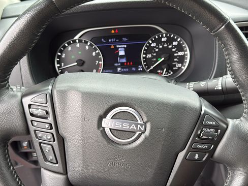 Used 2024 Nissan Frontier SV w/ SV Convenience Package AWD/4WD image 9