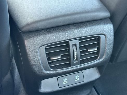 Certified 2025 Acura TLX w/ Technology Package image 17