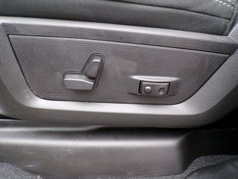 New 2025 RAM 2500 Big Horn AWD/4WD image 14