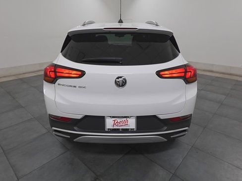 Used 2023 Buick Encore GX Select image 4
