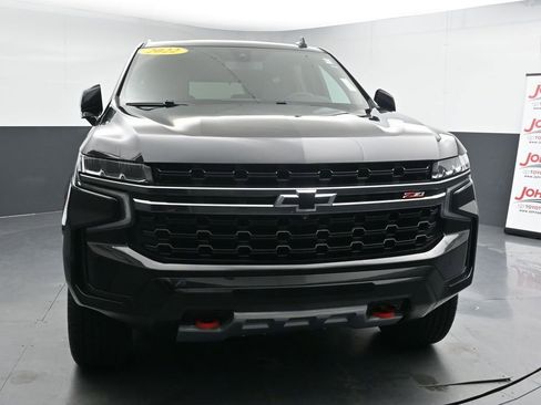Used 2022 Chevrolet Tahoe Z71 w/ Luxury Package image 3