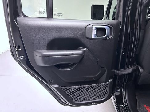 Used 2022 Jeep Wrangler Unlimited Sport AWD/4WD image 20