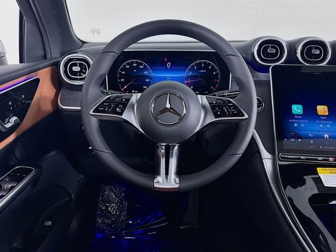 New 2026 Mercedes-Benz GLC 300 image 4