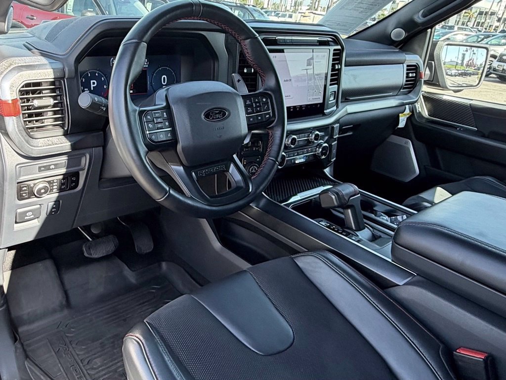 Used 2025 Ford F150 Raptor AWD/4WD image 26