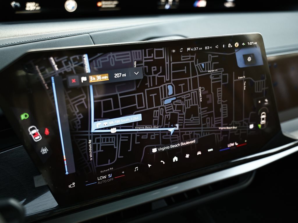 New 2027 BMW 740i w/ Executive Package RWD image 38