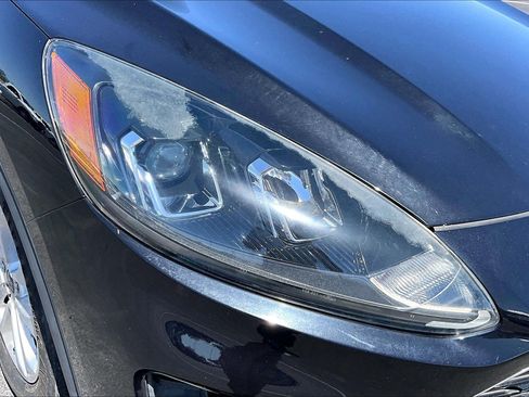 Used 2020 Ford Escape SE FWD image 28