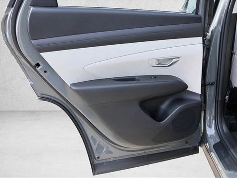 New 2026 Hyundai Tucson SEL image 23