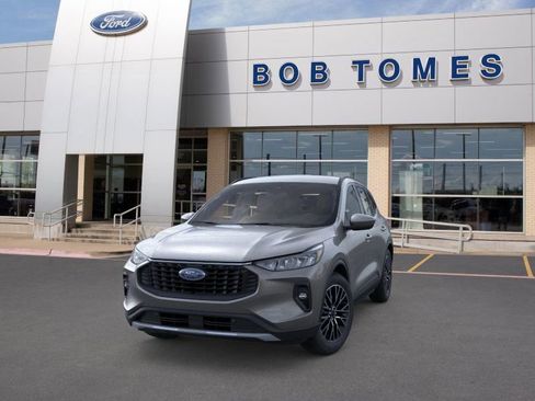 New 2026 Ford Escape SE image 2