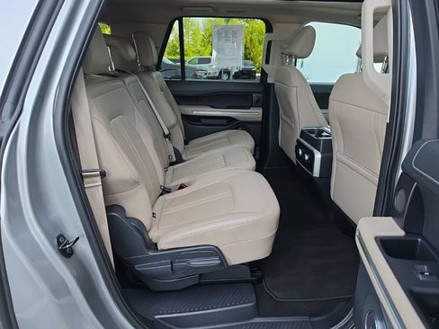 Used 2024 Ford Expedition Max Limited AWD/4WD image 37