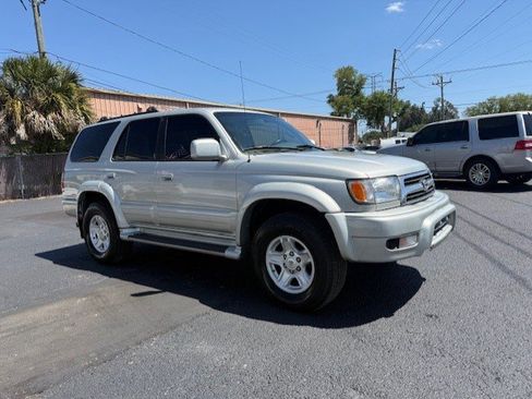 Used 2000 Toyota 4Runner Limited AWD/4WD image 3