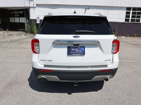 Used 2021 Ford Explorer Limited w/ Equipment Group 301A AWD/4WD image 6