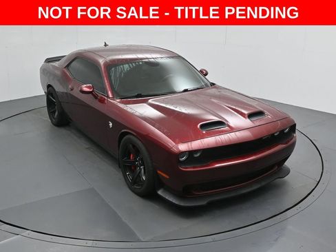 Used 2019 Dodge Challenger SRT Hellcat image 33