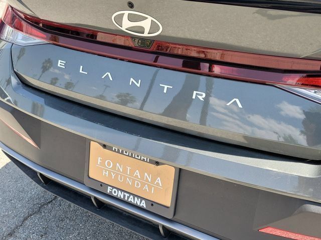 New 2026 Hyundai Elantra Sport FWD image 27