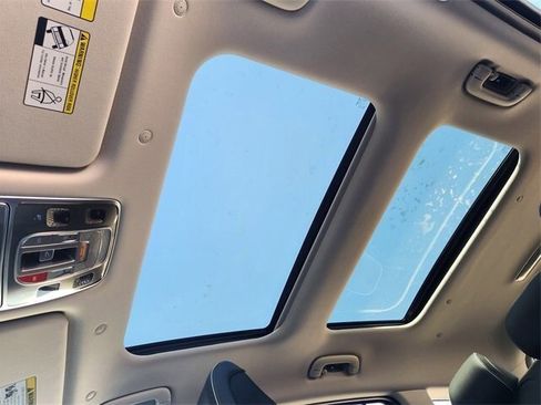 Used 2025 Genesis GV80 2.5T Prestige image 19