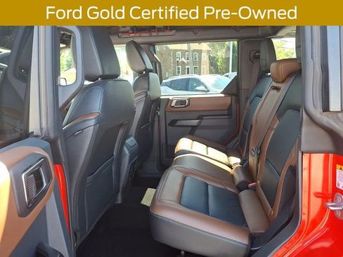 Used 2024 Ford Bronco Outer Banks AWD/4WD image 13