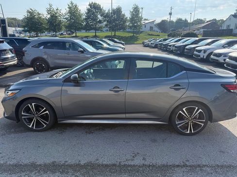 Used 2021 Nissan Sentra SR FWD image 3