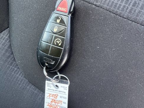 Used 2015 Jeep Cherokee Latitude w/ Cold Weather Group image 24