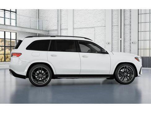 New 2026 Mercedes-Benz GLS 450 4MATIC image 17