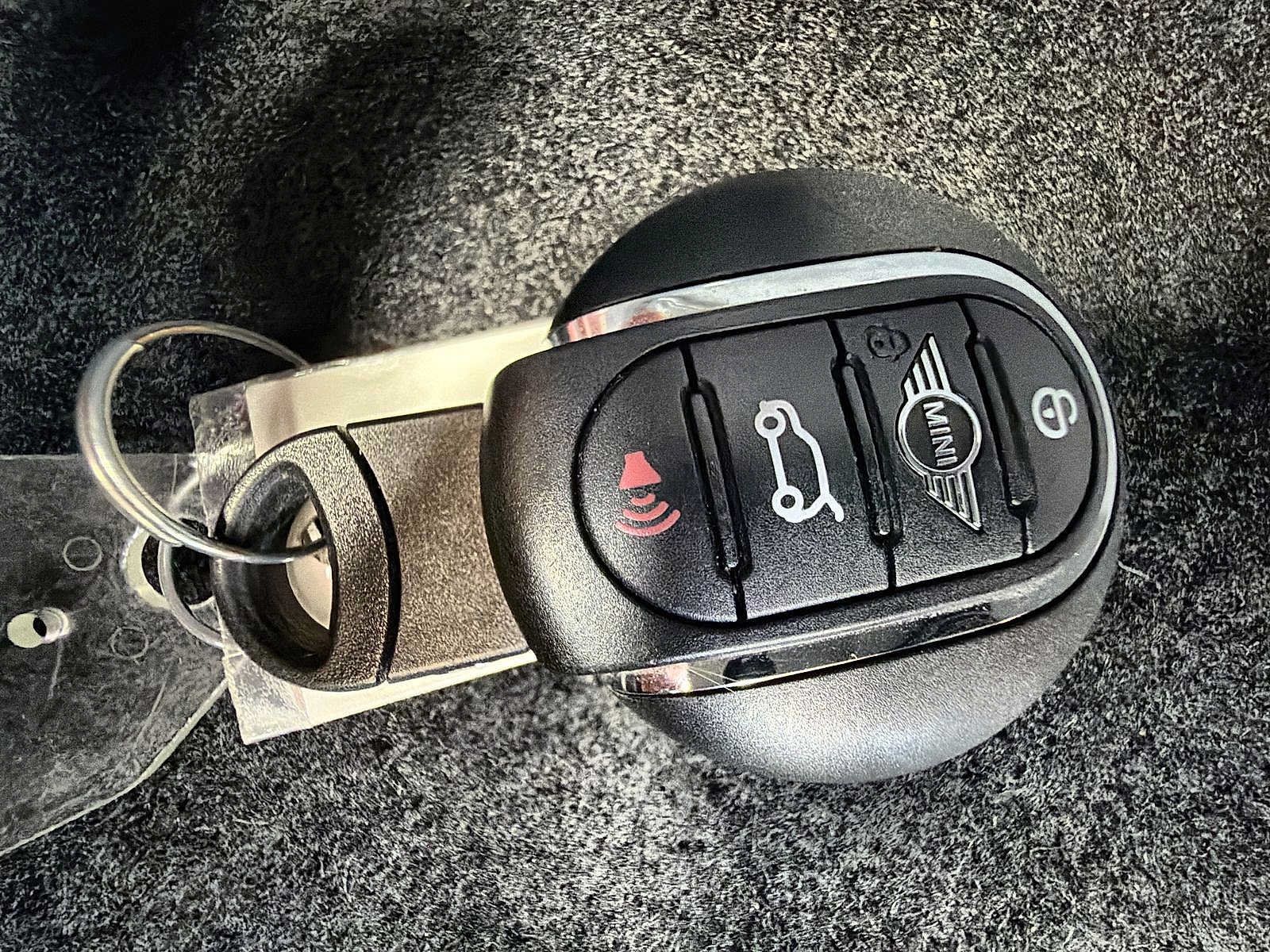 Used 2019 MINI Cooper S FWD image 28