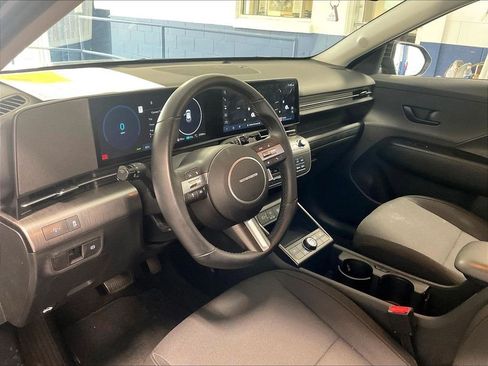 Certified 2024 Hyundai Kona SEL FWD image 8