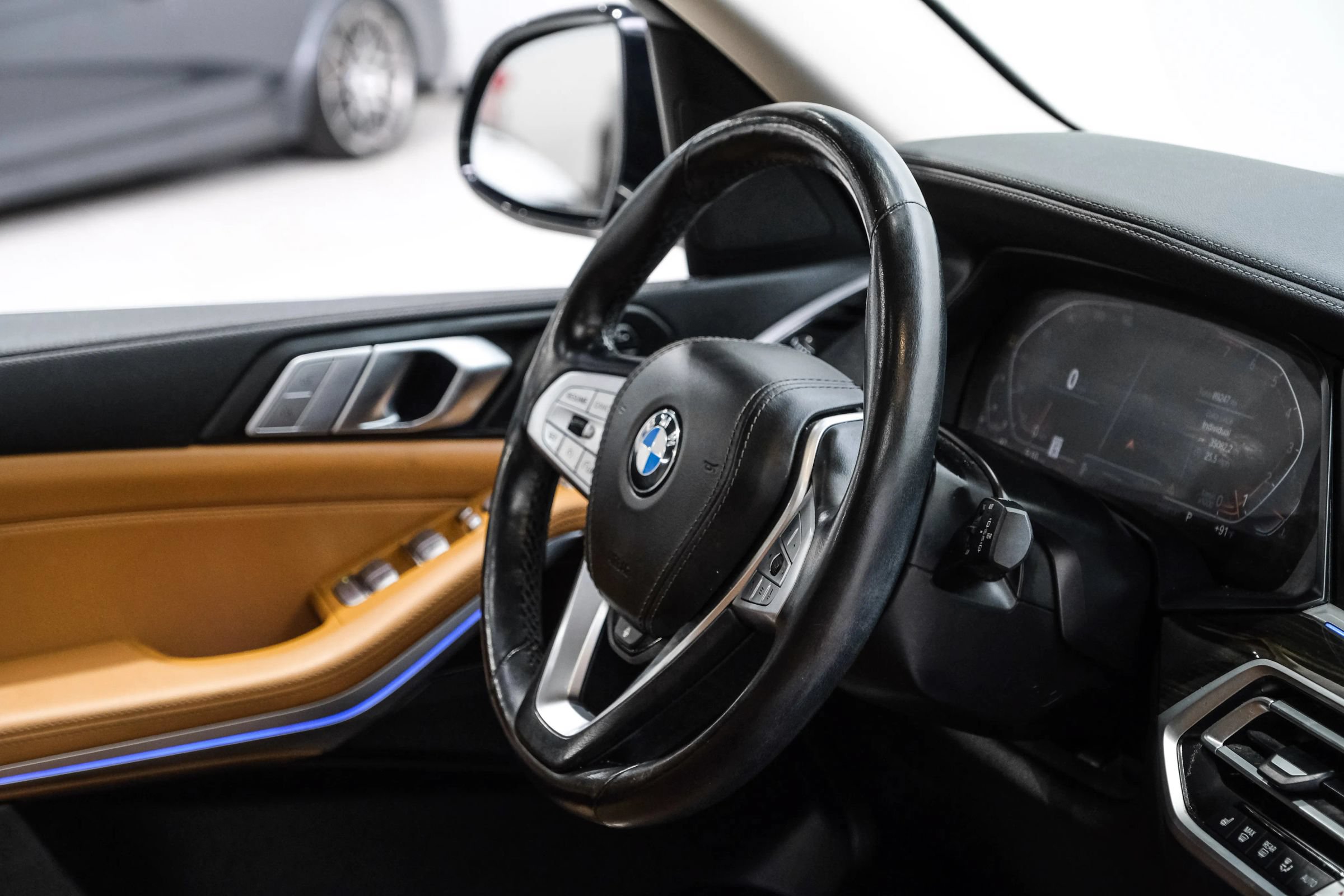 Used 2019 BMW X7 xDrive40i w/ Cold Weather Package AWD/4WD image 18