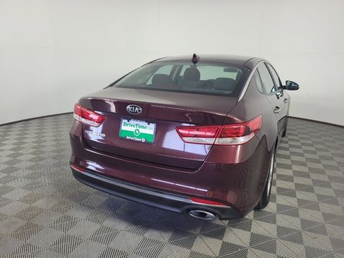 Used 2017 Kia Optima LX FWD image 7
