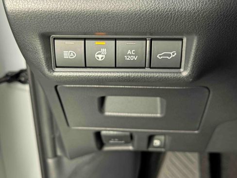 Used 2025 Toyota Grand Highlander AWD Hybrid image 19