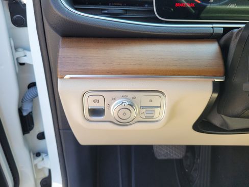 Used 2022 Mercedes-Benz GLE 350 4MATIC image 31