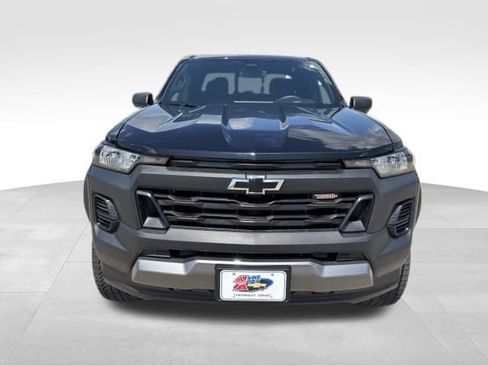 Certified 2024 Chevrolet Colorado Trail Boss AWD/4WD image 9