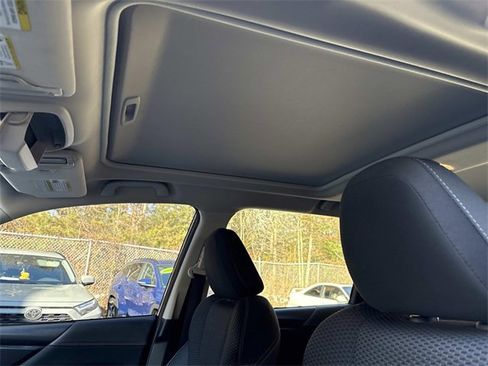 Used 2019 Subaru Forester Premium image 31