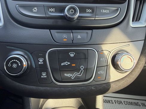 Used 2024 Chevrolet Malibu RS FWD image 21