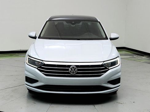 Used 2019 Volkswagen Jetta SEL FWD image 2