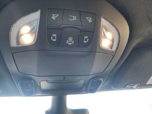 New 2026 Chrysler Pacifica Pinnacle image 12