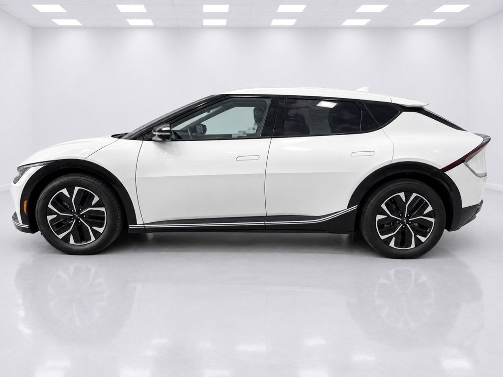 Used 2023 Kia EV6 Wind w/ Wind Technology Package AWD/4WD image 5