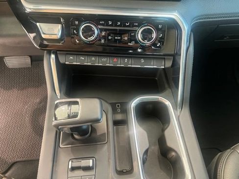 Used 2025 GMC Sierra 1500 Denali w/ Denali Reserve Package AWD/4WD image 22